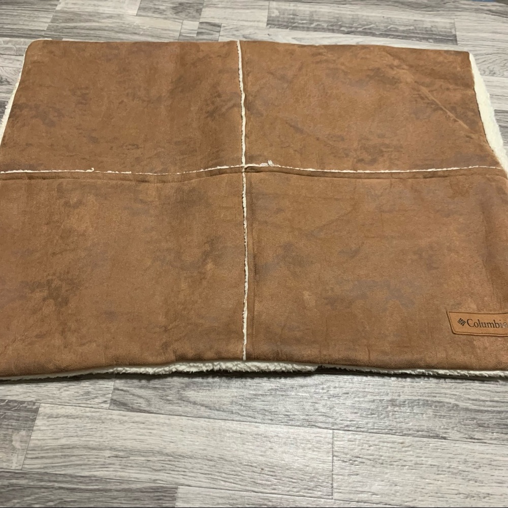 2pc Columbia Standard Brown White Pillow Covers; 20 by 26 inches